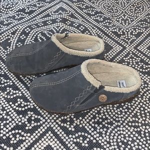Earth Origins Slip on Shoes